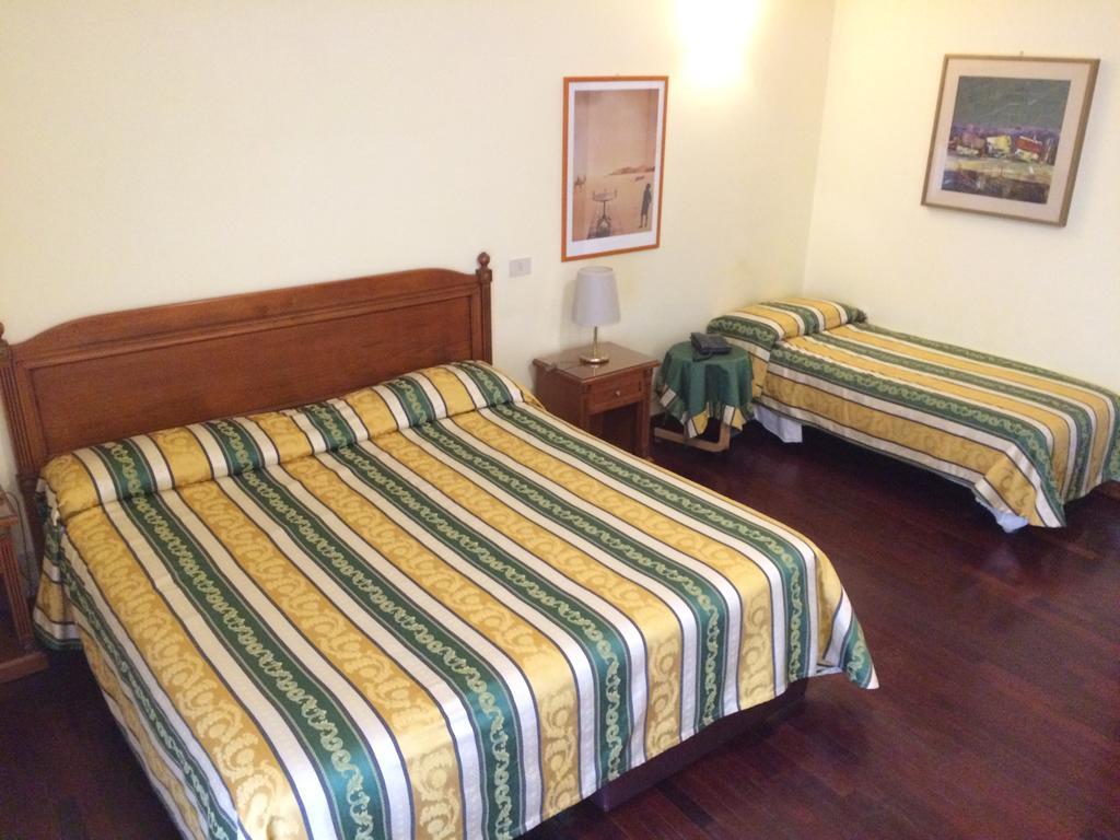 Clarice Hotel Castelnuovo Di Porto Quarto foto